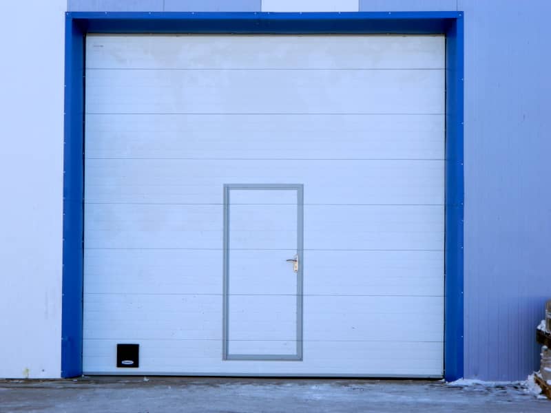 Промышленные ворота DoorHan в Симферополе с установкой