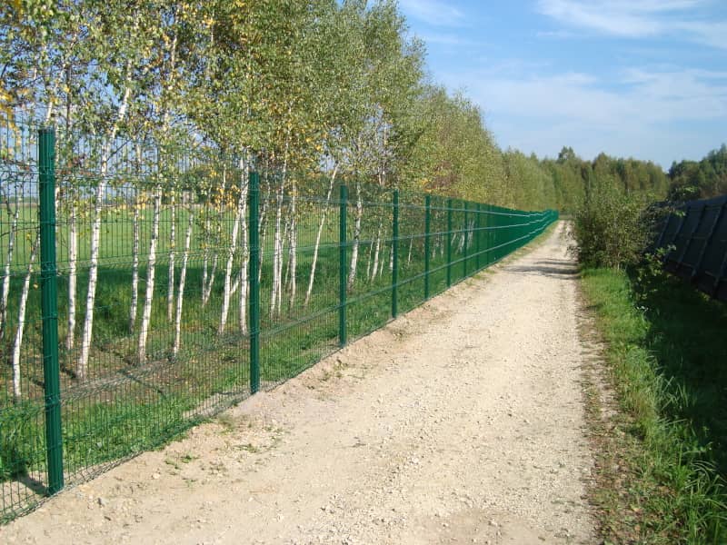 Сетчатый забор DoorHan в Симферополе с установкой