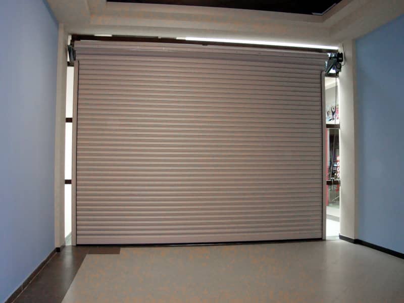 Роллетные ворота DoorHan в Симферополе с установкой