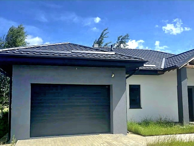 Секционные ворота DoorHan в Симферополе с установкой