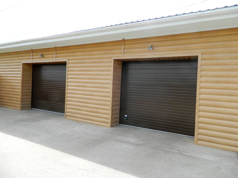 Секционные ворота DoorHan в Симферополе с установкой