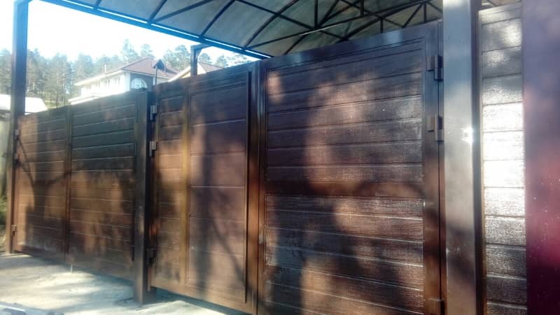 Уличные ворота DoorHan в Симферополе с установкой