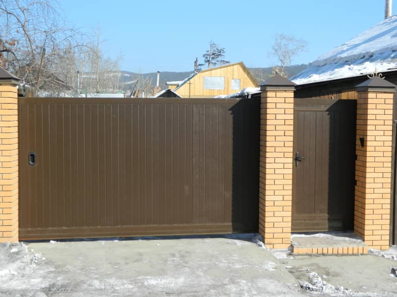 Уличные ворота DoorHan в Симферополе с установкой